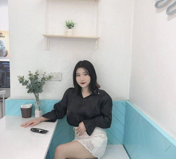 Ảnh 1 của Chồng địt nát lồn vợ đi vợ sướng vợ đái ra mất