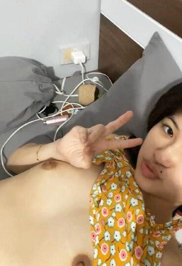 Ảnh 6 của Sướng quá nứng quá anh địt em đi – Phần 2